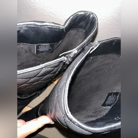 || Vince Camuto || High Quilted Black Boots - Picture 11 of 14